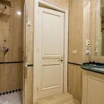 The One - Luxury Seaview With Piano شقة