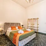 The One - Luxury Seaview With Piano *
