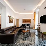 아파트 The One - Luxury Seaview With Piano 바리