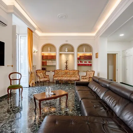 The One - Luxury Seaview With Piano Apartament