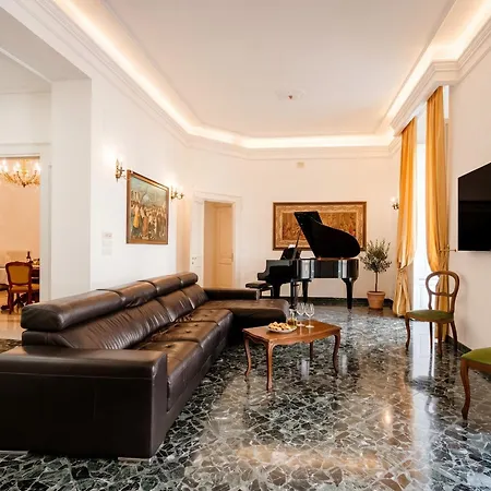 Apartament The One - Luxury Seaview With Piano