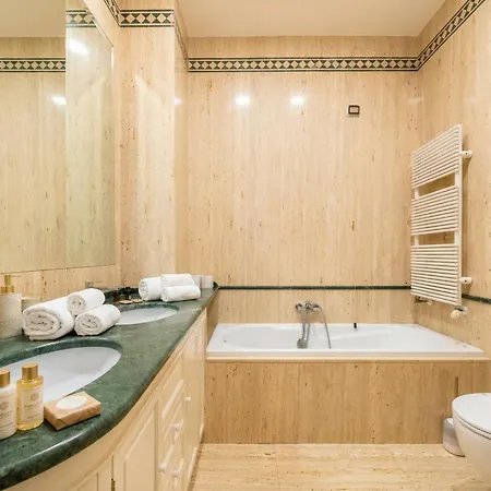 Apartament The One - Luxury Seaview With Piano Bari