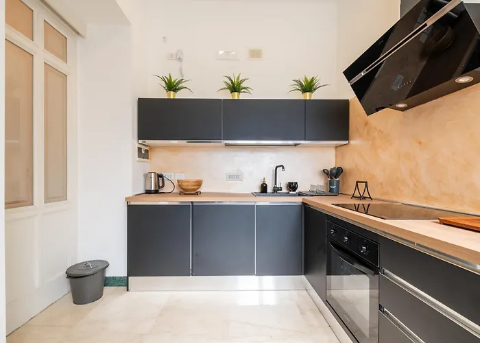 The One - Luxury Seaview With Piano Apartament *